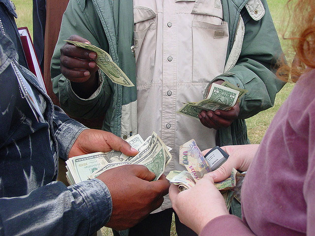 money_amalthya