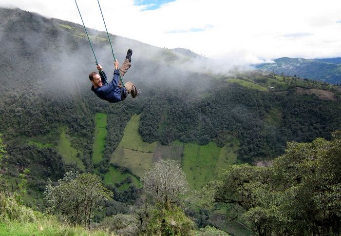 casa del arbol banos ecuador