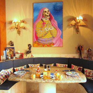 The breakfast nook in La Casa de Los Venados
