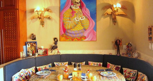The breakfast nook in La Casa de Los Venados