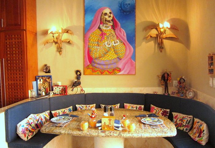 The breakfast nook in La Casa de Los Venados