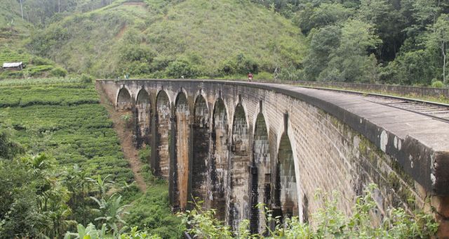 The Nine Arch bridge in Ella