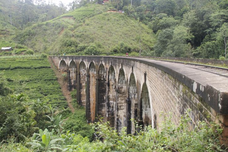 The Nine Arch bridge in Ella