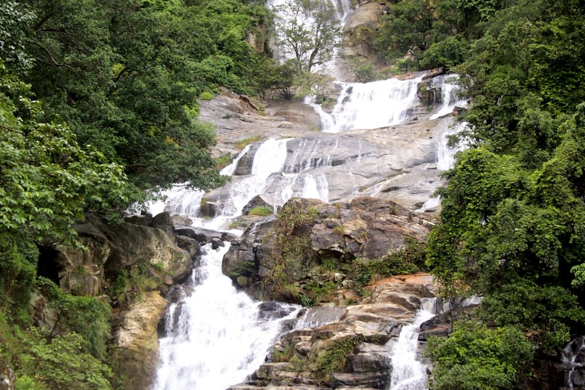 Ravana Waterfall, Sri Lanka