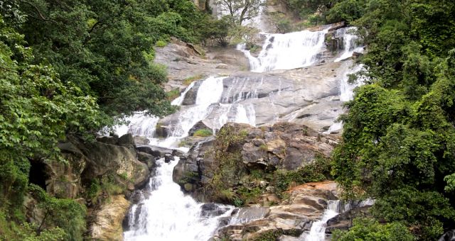 Ravana Waterfall, Sri Lanka