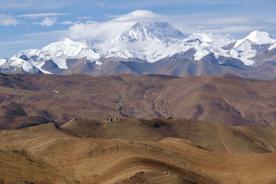 tibet plateau landscape