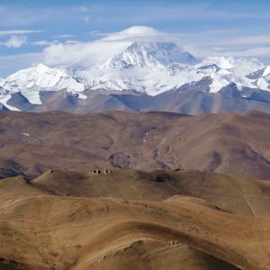 tibet plateau landscape